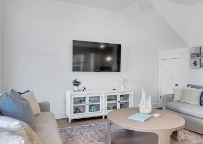 33 Serene Way